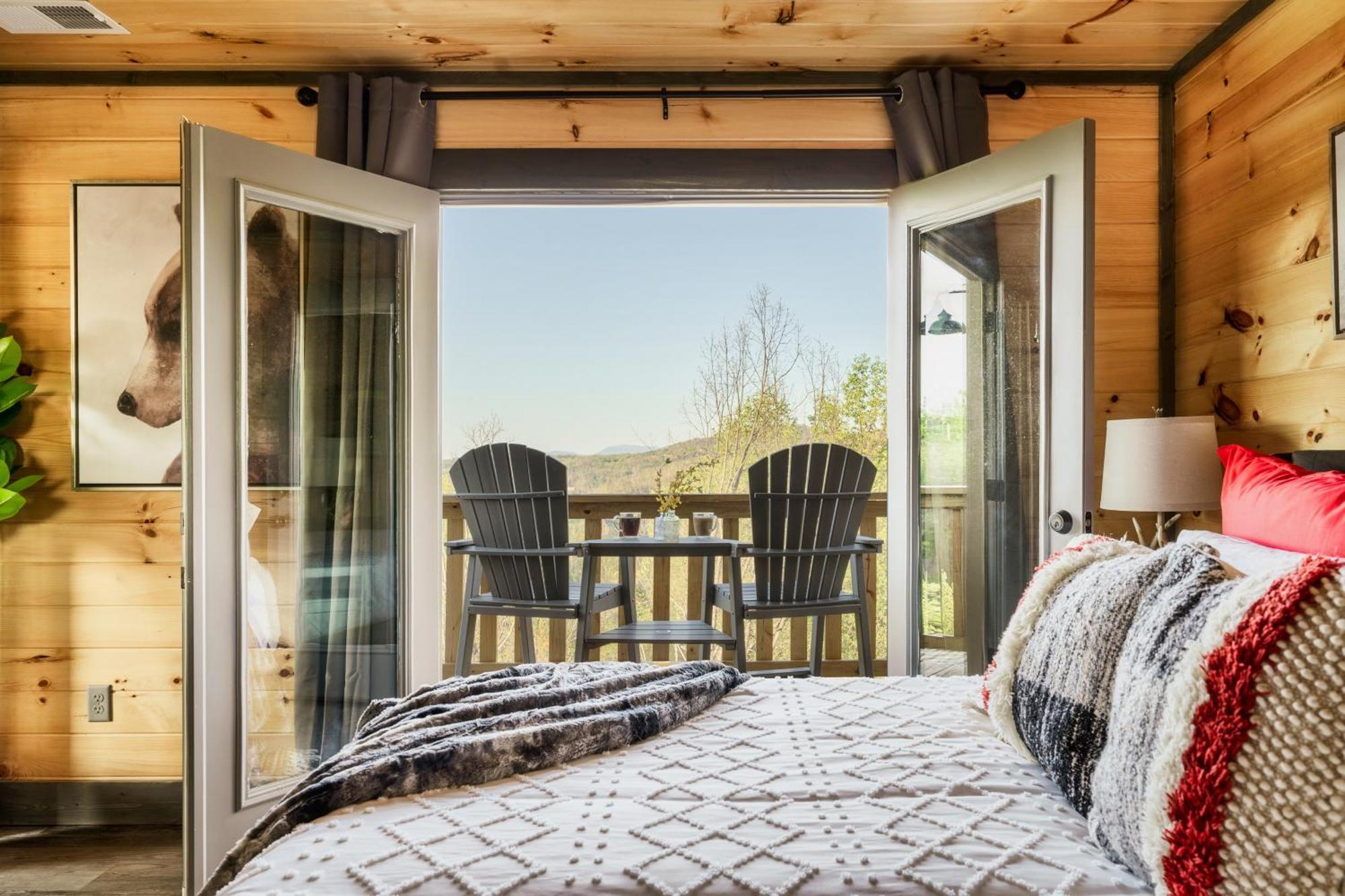 Mountainscape - Brand New Cabin W Views - Hottub - Firetable - Ps5 - Pooltable - 3 Pools Gatlinburg Exterior foto